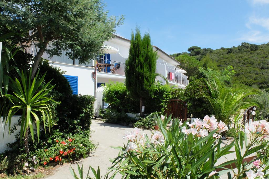 Hotel Villa Giulia Porto Azzurro Zewnętrze zdjęcie